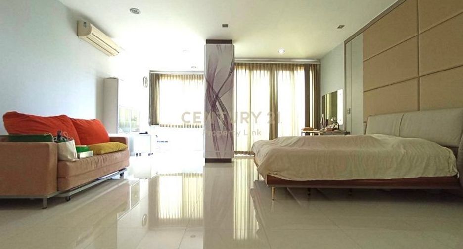 For sale 4 bedrooms townhouse in Phaya Thai, Bangkok