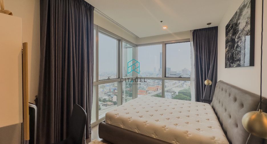 For sale 3 bedrooms condo in Sathon, Bangkok