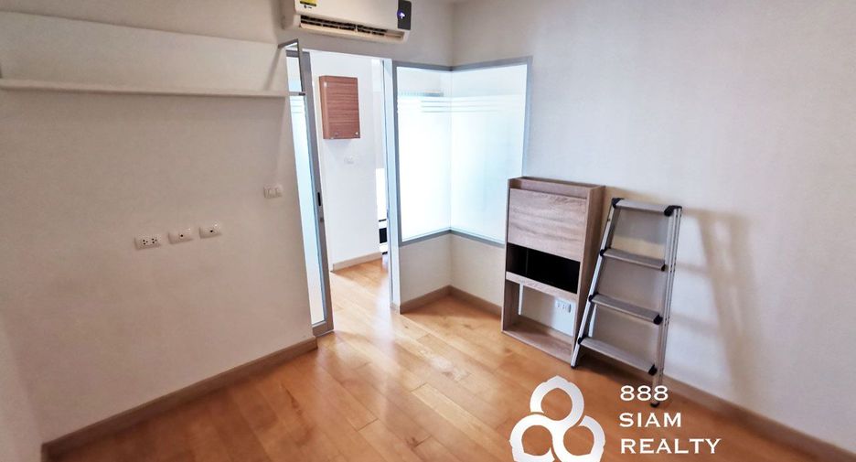 For sale 2 bedrooms condo in Bang Rak, Bangkok