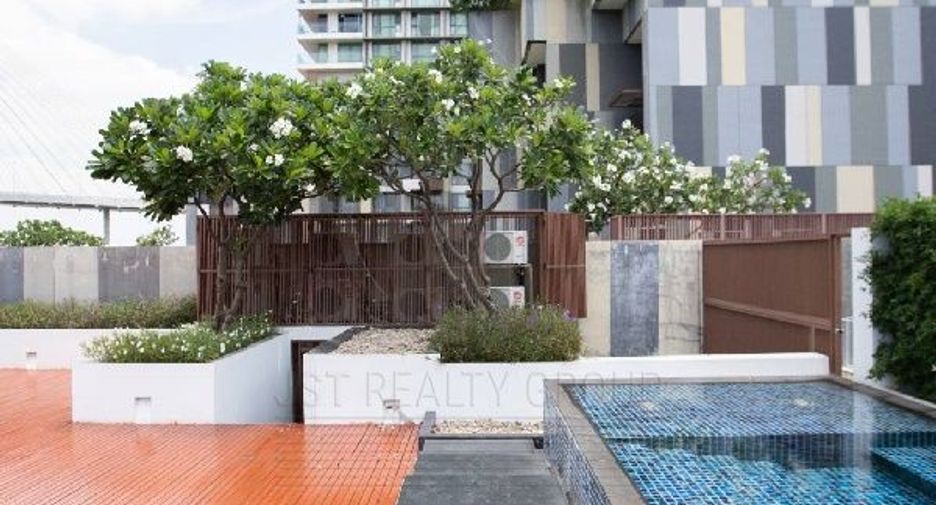 For rent 3 bedrooms condo in Yan Nawa, Bangkok