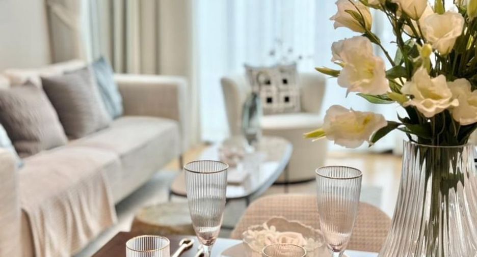 Wohnung zur Miete mit 2 Zimmer in Pathum Wan, Bangkok