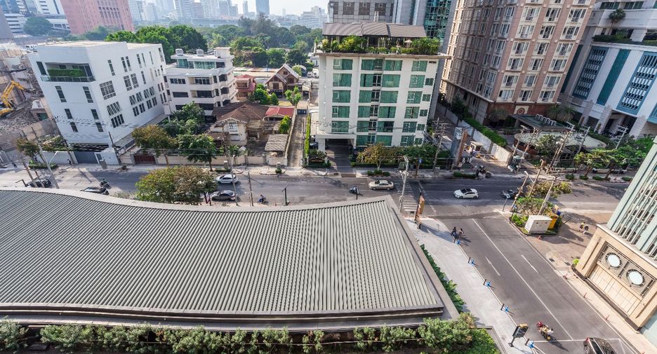 For sale 2 bedrooms condo in Pathum Wan, Bangkok