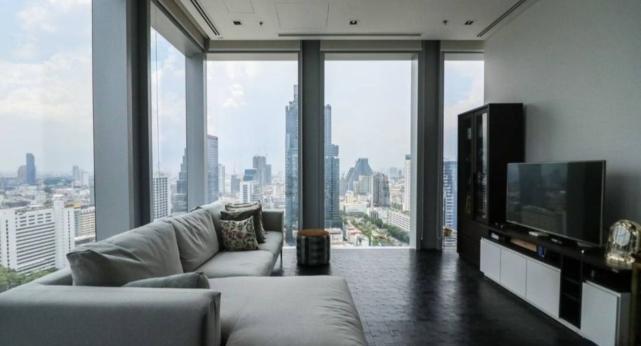 For rent 2 bedrooms condo in Sathon, Bangkok