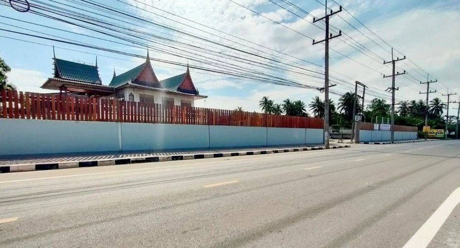 For sale 4 Beds warehouse in Mueang Samut Songkhram, Samut Songkhram
