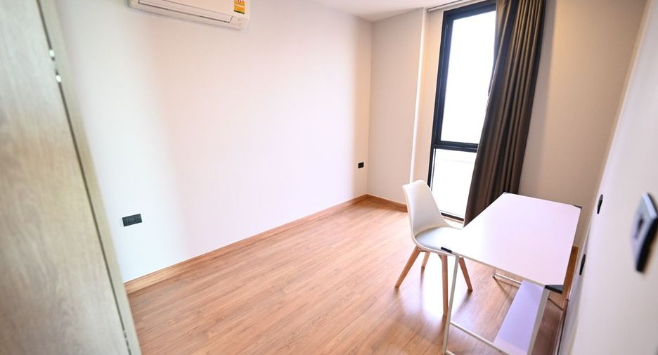 For rent and for sale 2 bed condo in Phaya Thai, Bangkok