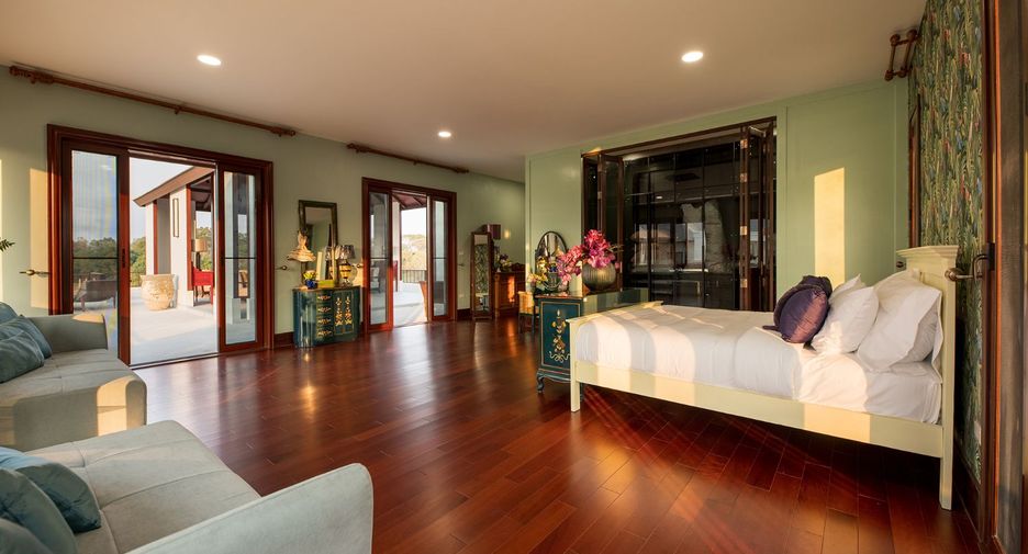 For sale 5 bedrooms villa in Saraphi, Chiang Mai