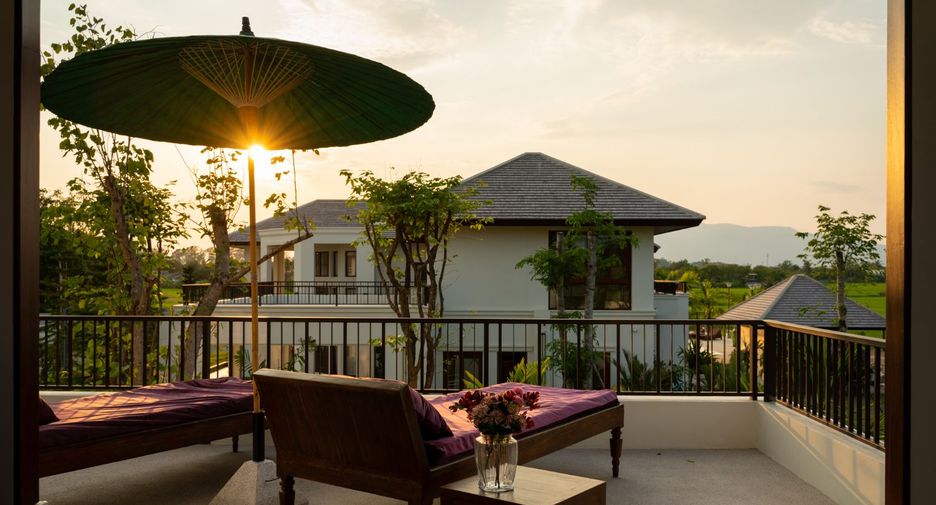 For sale 5 bedrooms villa in Saraphi, Chiang Mai