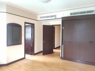 For sale 3 bedrooms condo in Pathum Wan, Bangkok