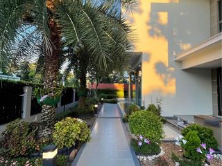 For rent そして for sale 5 Beds house in Min Buri, Bangkok