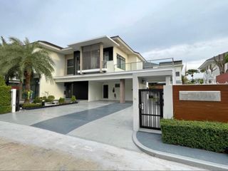 For rent そして for sale 5 Beds house in Min Buri, Bangkok