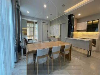 Haus zur Miete mit 4 Zimmer in Prawet, Bangkok