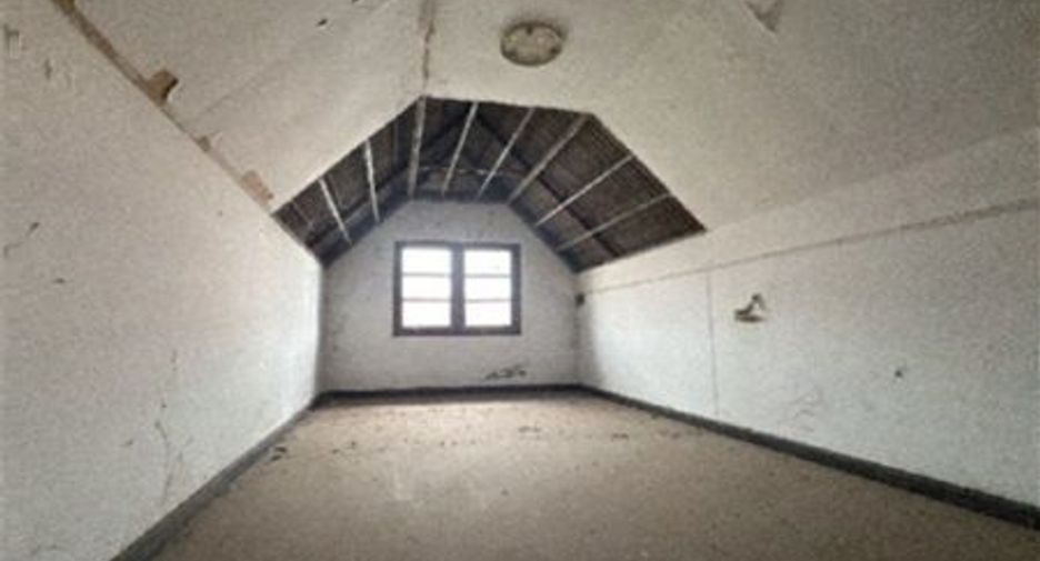Casa adosada en venta de 2 habitaciones en Tha Yang, Phetchaburi