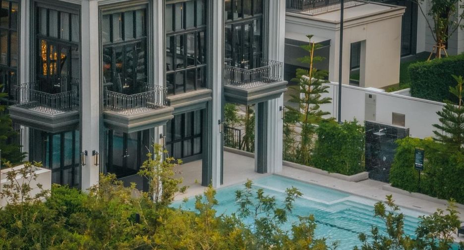Casa en venta de 5 habitaciones en Saphan Sung, Bangkok
