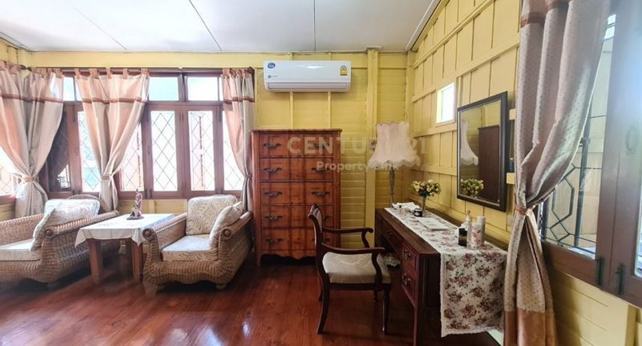 For rent 4 ベッドルーム house in Phaya Thai, Bangkok