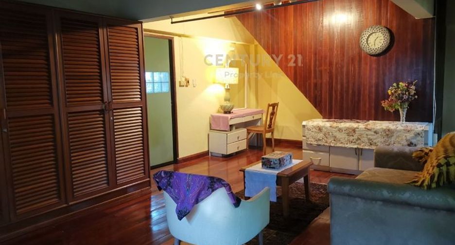 For rent 4 ベッドルーム house in Phaya Thai, Bangkok