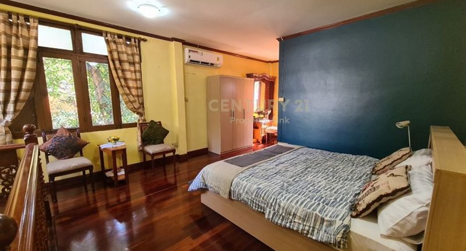 For rent 4 ベッドルーム house in Phaya Thai, Bangkok