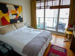 Condo en alquiler y en venta de 2 habitaciones en Sathon, Bangkok