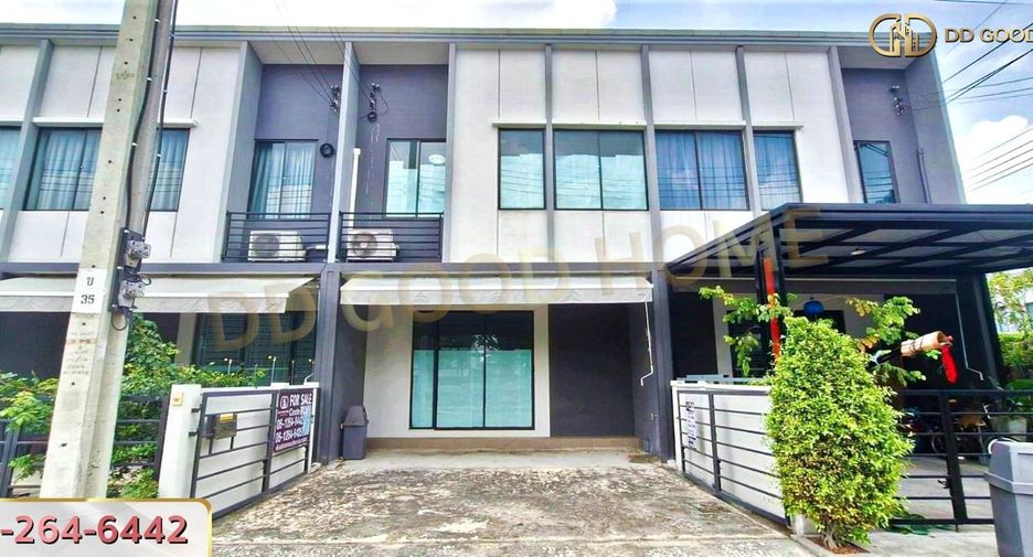 For sale 3 ベッドルーム townhouse in Bang Khen, Bangkok
