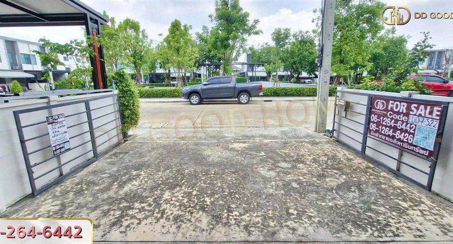 For sale 3 ベッドルーム townhouse in Bang Khen, Bangkok