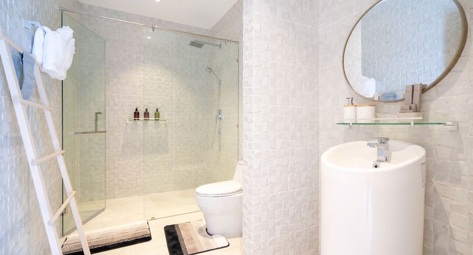 For rent 4 bedrooms villa in Thalang, Phuket