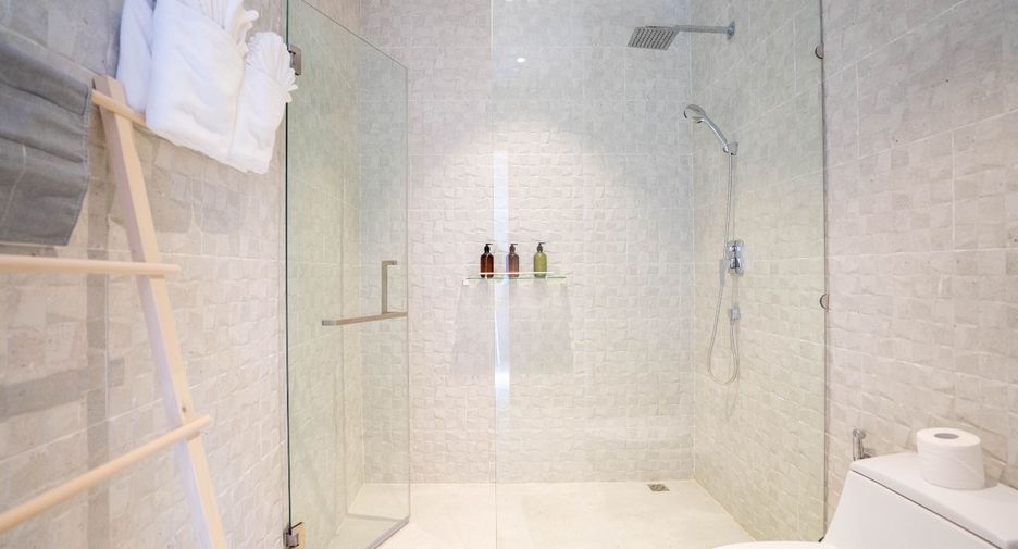 For rent 4 bedrooms villa in Thalang, Phuket