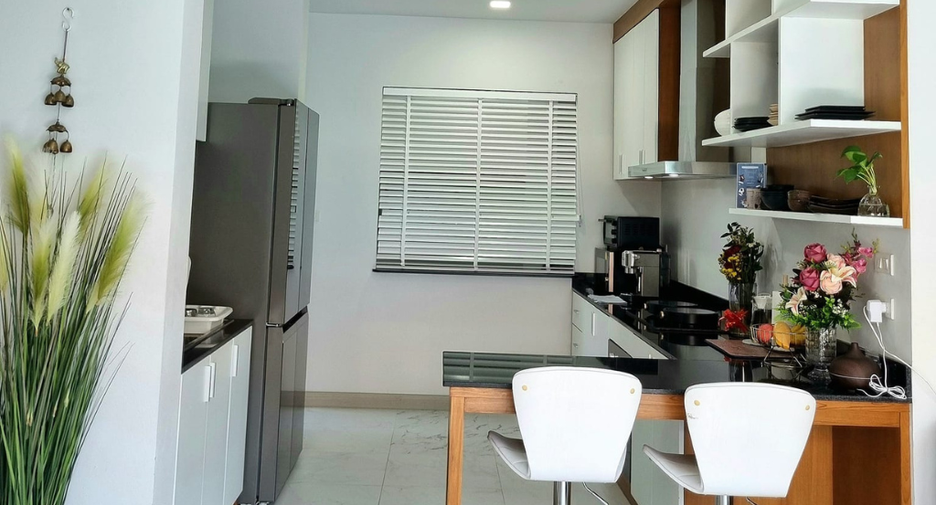 For sale 4 bedrooms villa in Mueang Chiang Mai, Chiang Mai