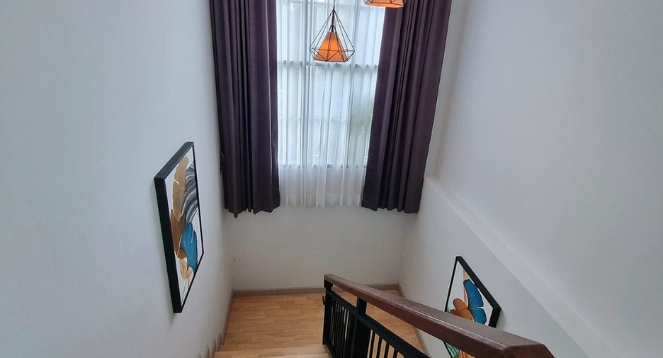 For sale 4 bedrooms villa in Mueang Chiang Mai, Chiang Mai