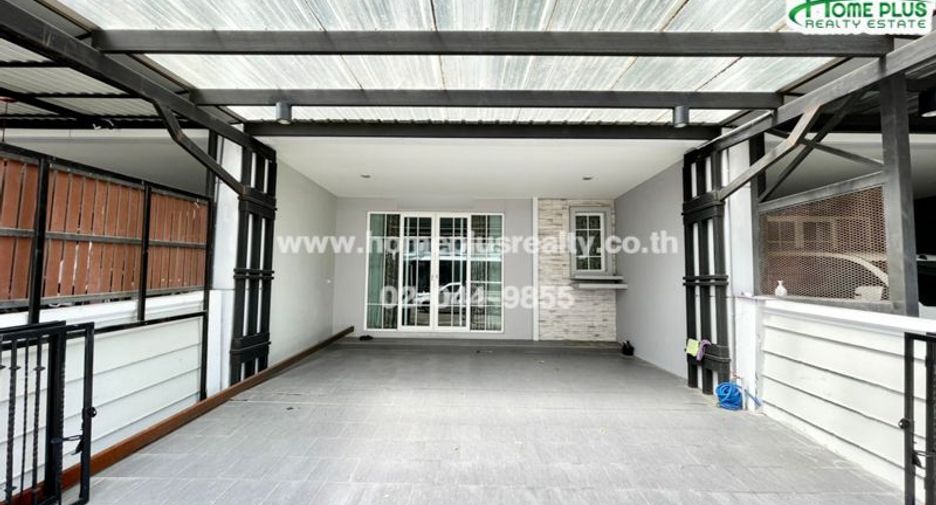For sale 5 ベッドルーム townhouse in Bueng Kum, Bangkok