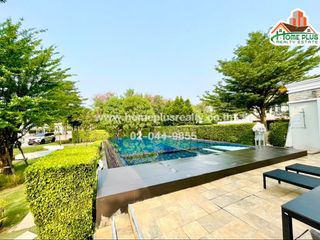 For sale 5 ベッドルーム townhouse in Bueng Kum, Bangkok