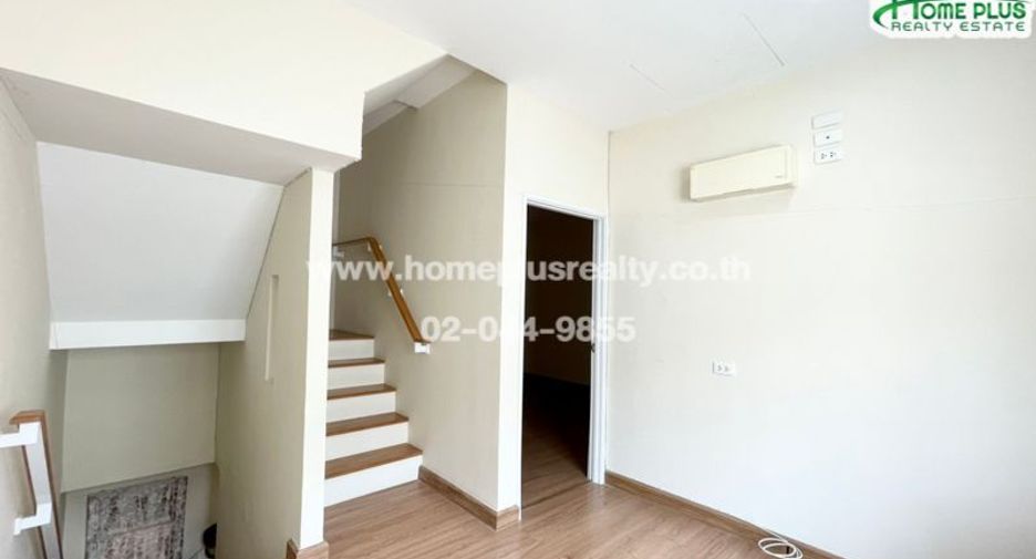 For sale 5 ベッドルーム townhouse in Bueng Kum, Bangkok