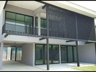 For rent 3 Beds office in Lat Phrao, Bangkok