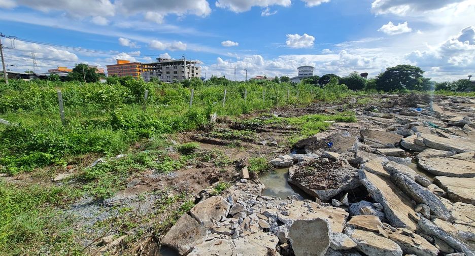 For rent land in Bang Bua Thong, Nonthaburi