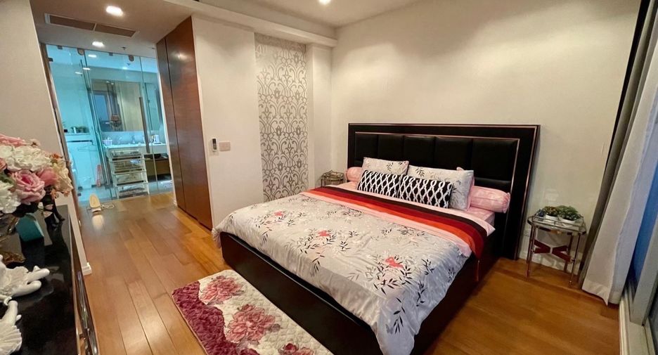 À vendre 2 chambres condo à Sathon, Bangkok