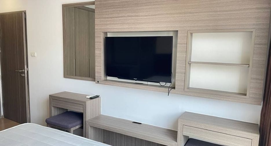For rent and for sale 1 bed condo in Watthana, Bangkok