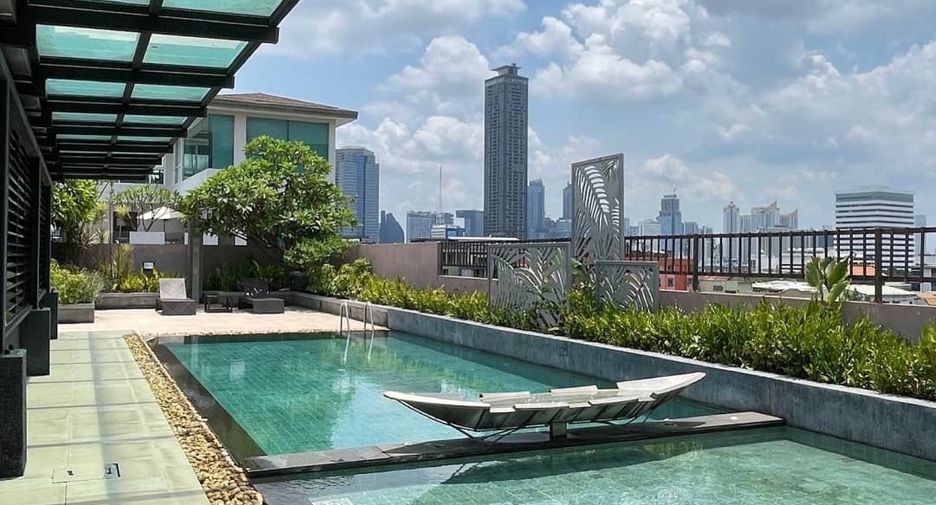 For rent and for sale 1 bed condo in Watthana, Bangkok