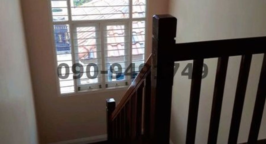For rent 5 bed house in Taling Chan, Bangkok