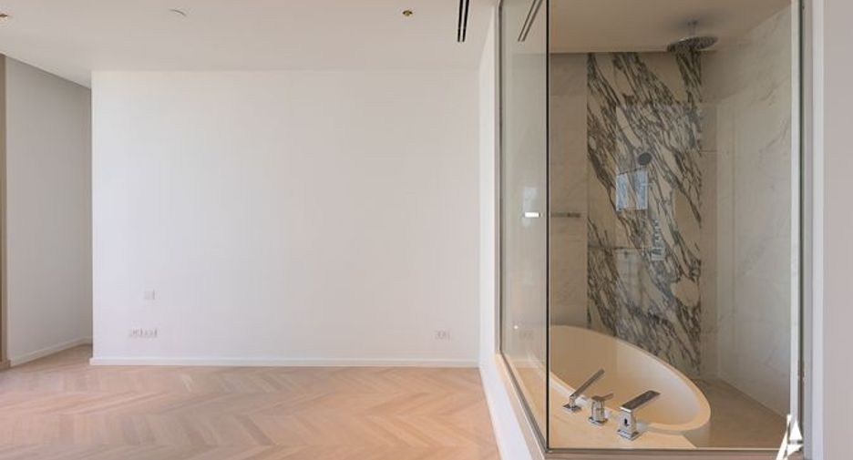 Condo en alquiler de 2 habitaciones en Bang Kho Laem, Bangkok