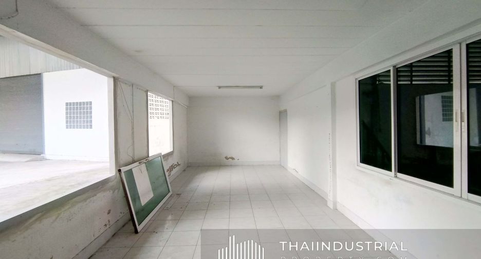 For rent warehouse in Mueang Chon Buri, Chonburi