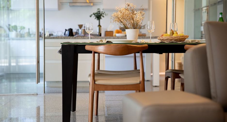 Apartamento con servicios en alquiler de 3 habitaciones en Watthana, Bangkok