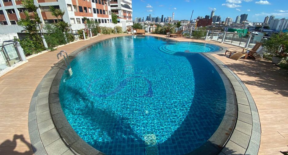 Apartamento con servicios en alquiler de 3 habitaciones en Watthana, Bangkok