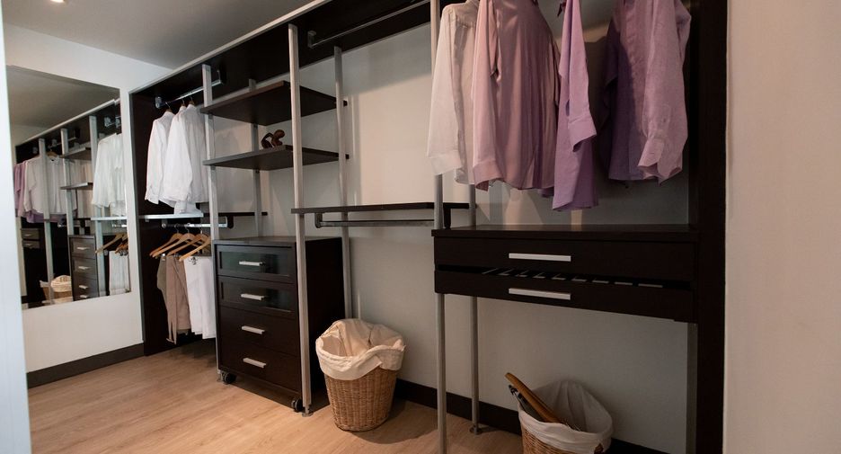 Apartamento con servicios en alquiler de 3 habitaciones en Watthana, Bangkok