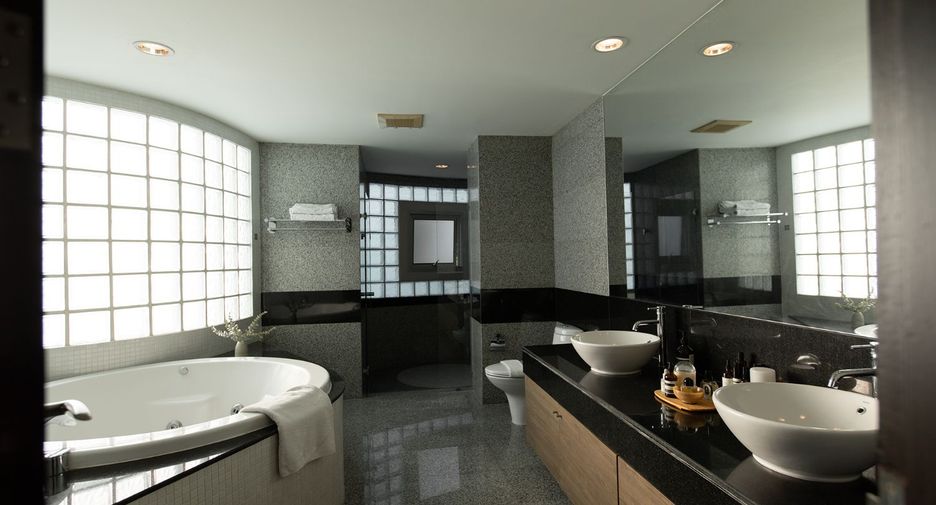 Apartamento con servicios en alquiler de 3 habitaciones en Watthana, Bangkok
