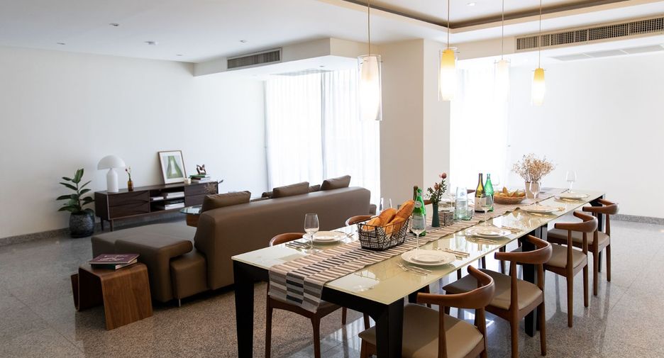 Apartamento con servicios en alquiler de 3 habitaciones en Watthana, Bangkok