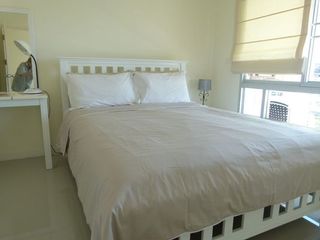For sale 1 bed condo in Phanat Nikhom, Chonburi