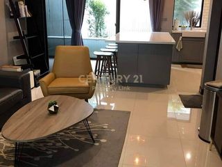 For rent 3 bedrooms townhouse in Lat Phrao, Bangkok