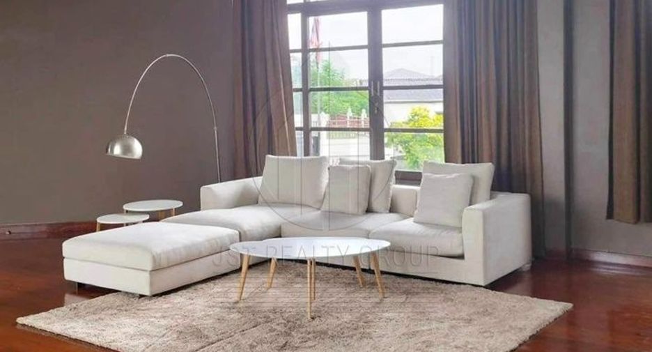 Haus zum Kauf mit 5 Zimmer in Prawet, Bangkok