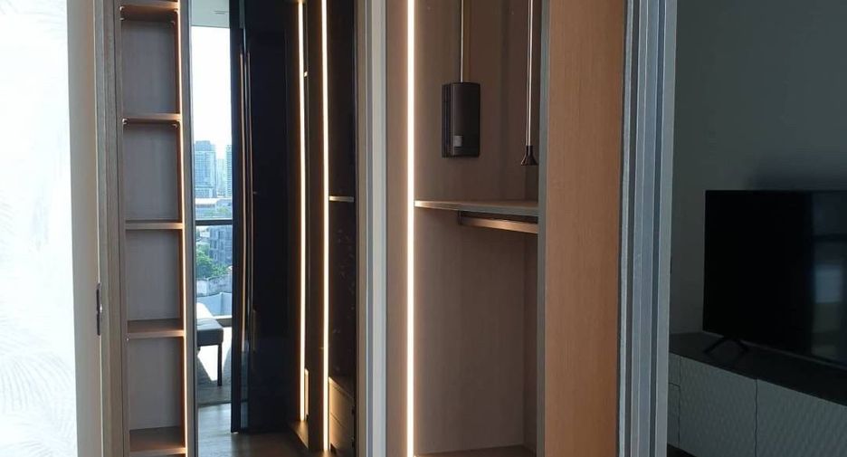 À louer 2 chambres condo à Watthana, Bangkok