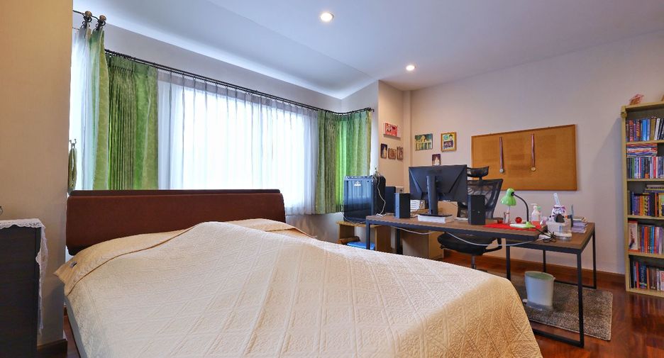 Casa en venta de 4 habitaciones en Bang Khen, Bangkok