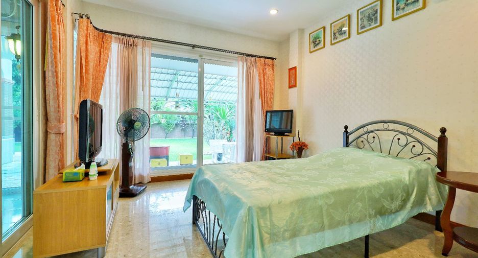 Casa en venta de 4 habitaciones en Bang Khen, Bangkok