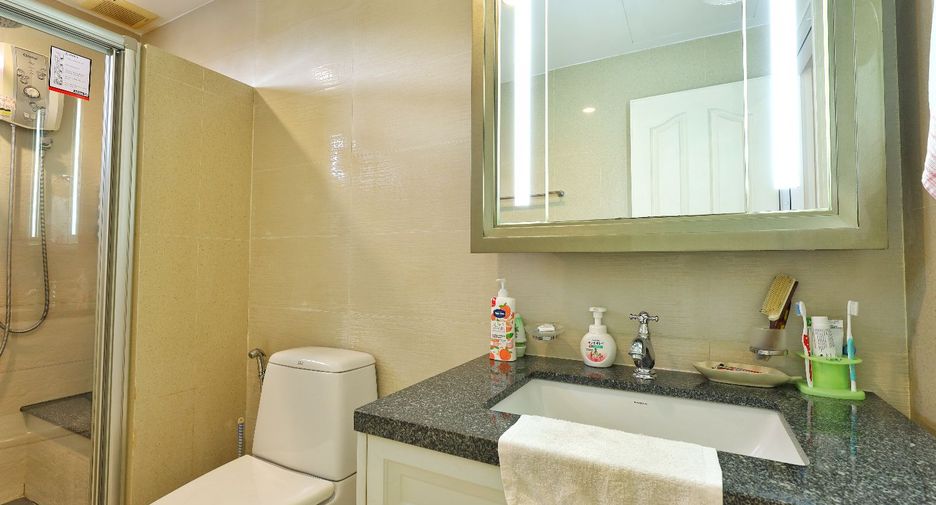 Casa en venta de 4 habitaciones en Bang Khen, Bangkok